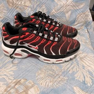Nike Airmax Plus Hot Lava Size 9men